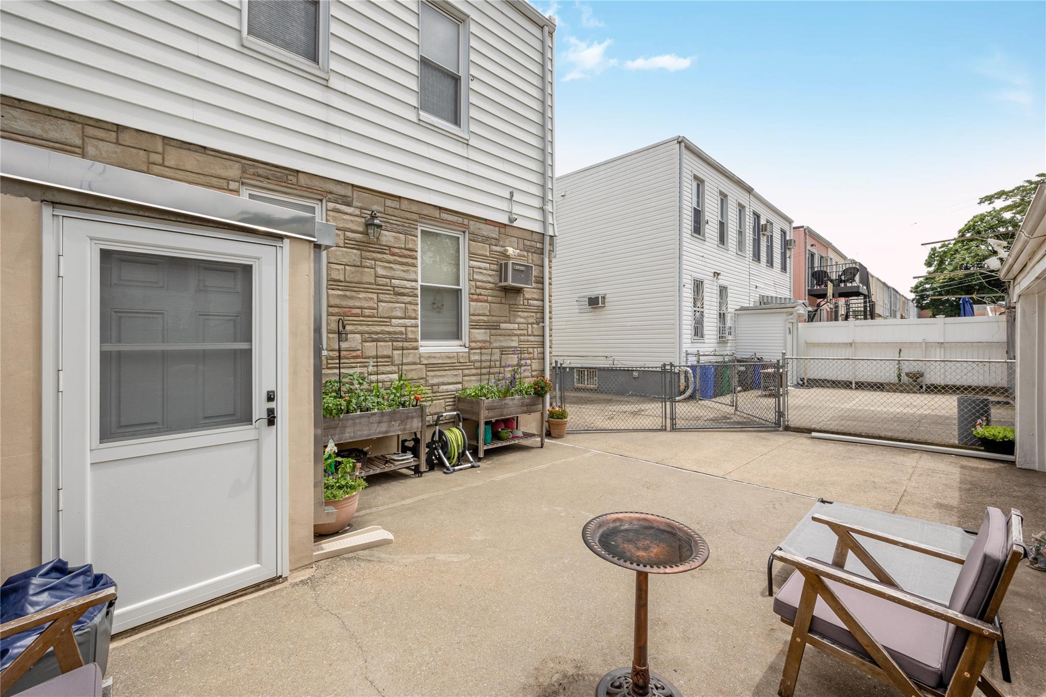 Single Family 75th  Queens, NY 11379, MLS-887265-28