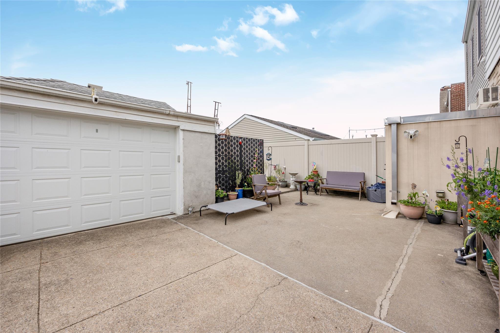 Single Family 75th  Queens, NY 11379, MLS-887265-29