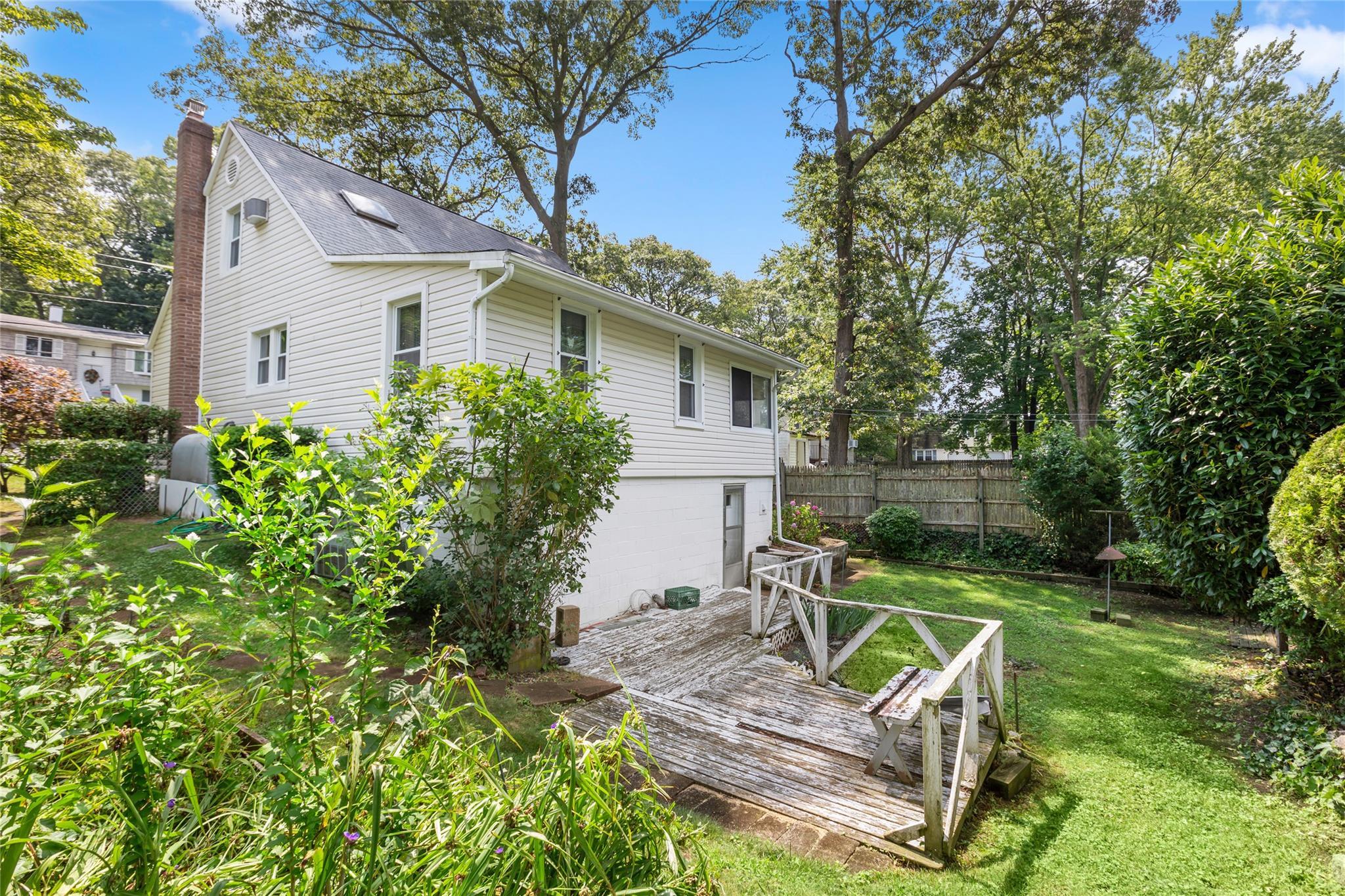 Single Family Belle  Suffolk County, NY 11779, MLS-887285-18