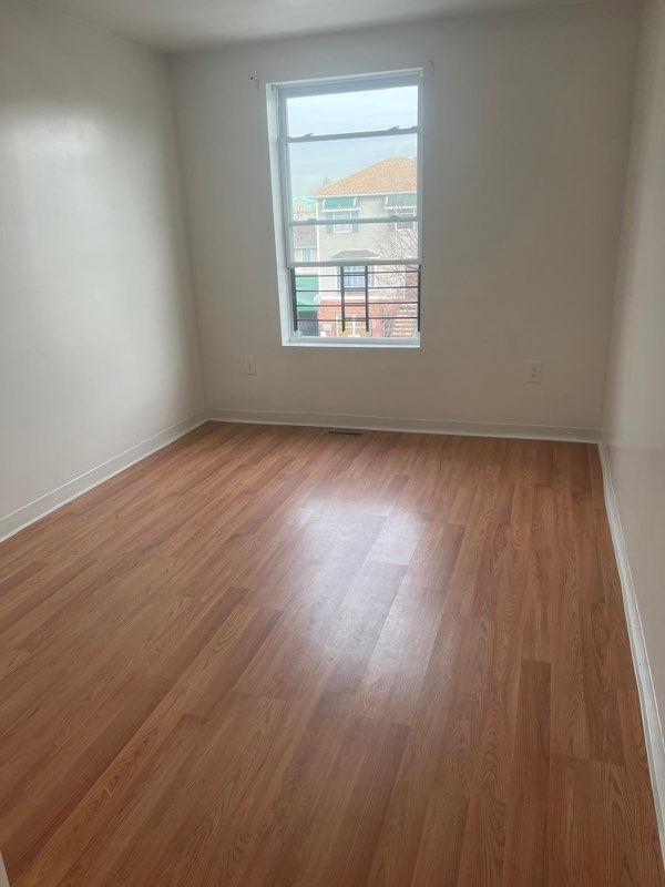 Single Family Beech  Bronx, NY 10454, MLS-887305-16