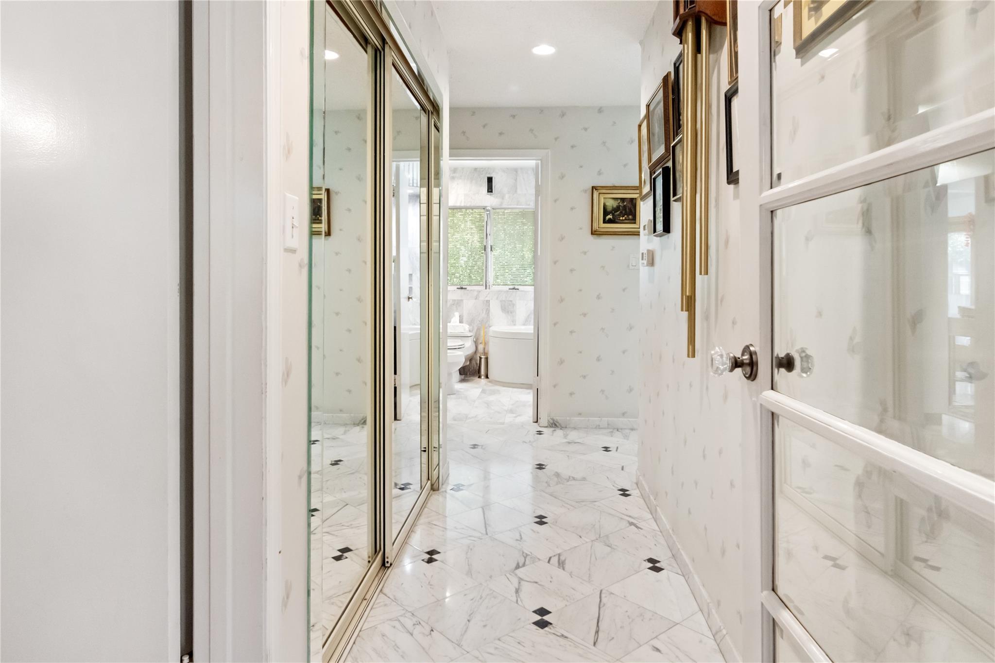 Single Family Hillside Rockland County, NY 10901, MLS-887315-4