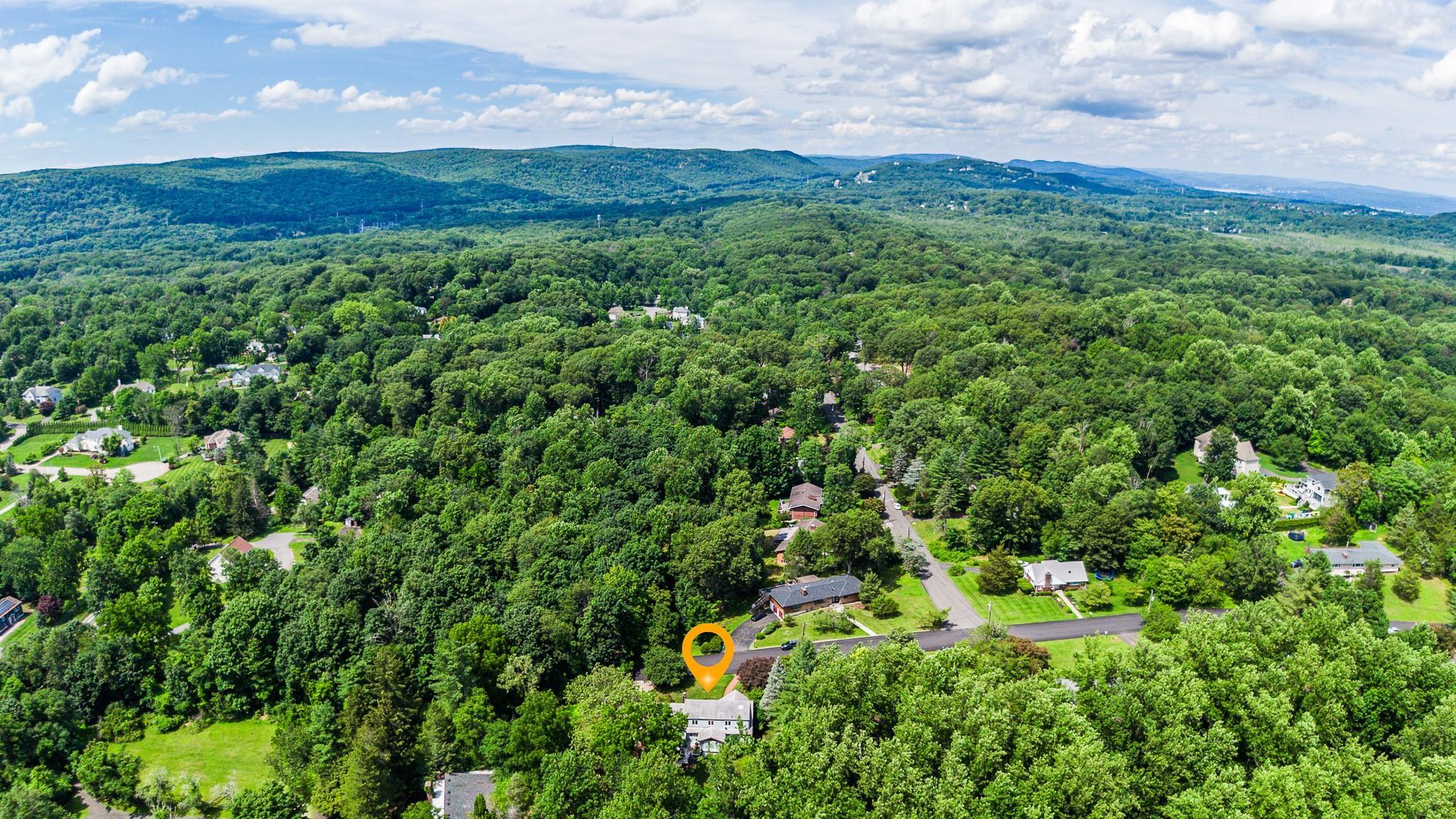 Single Family Hillside Rockland County, NY 10901, MLS-887315-40