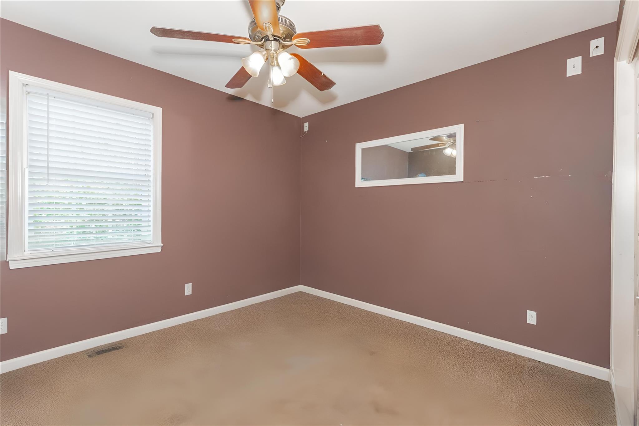 Single Family 3rd  Suffolk County, NY 11706, MLS-887327-15