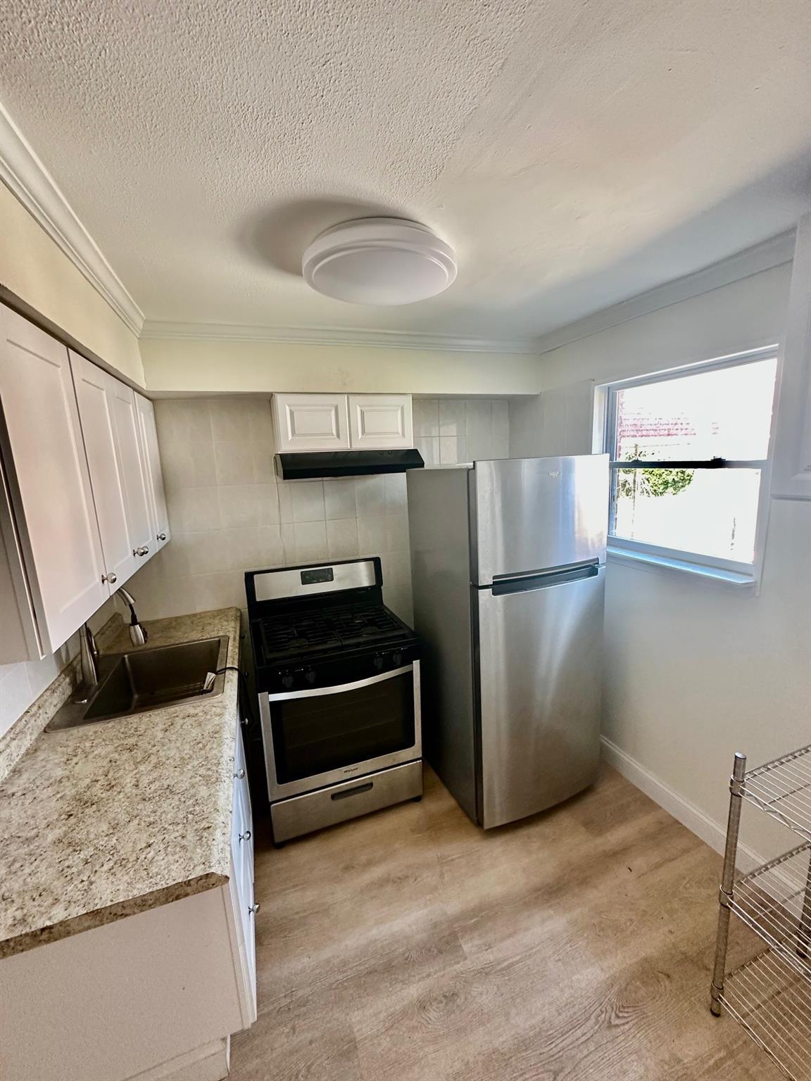 Single Family 79th Avenue  Queens, NY 11367, MLS-887342-3