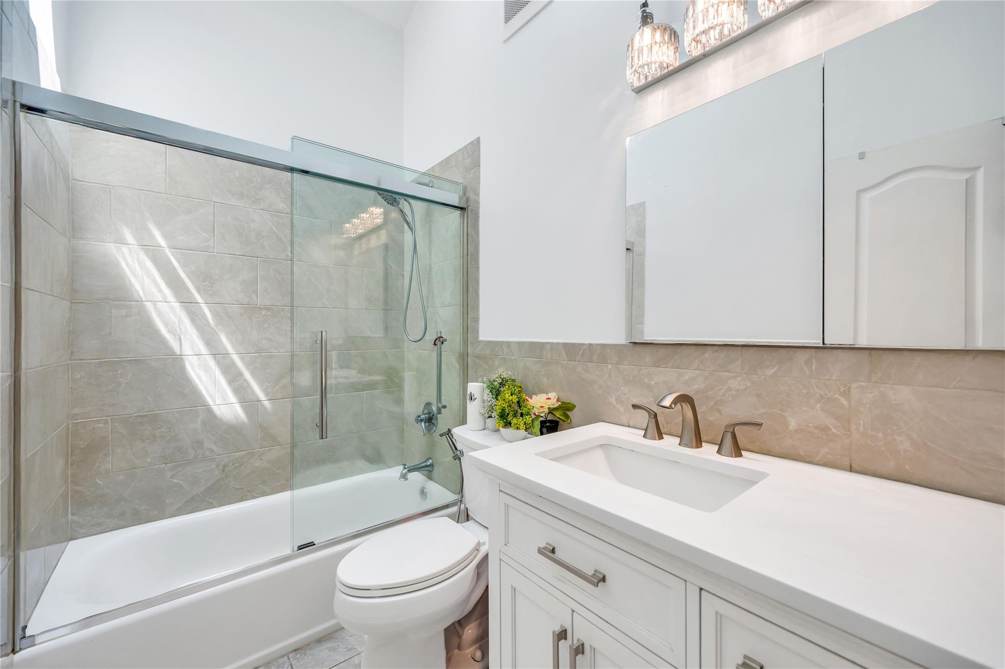 Single Family Tomes  Nassau County, NY 11735, MLS-887346-12