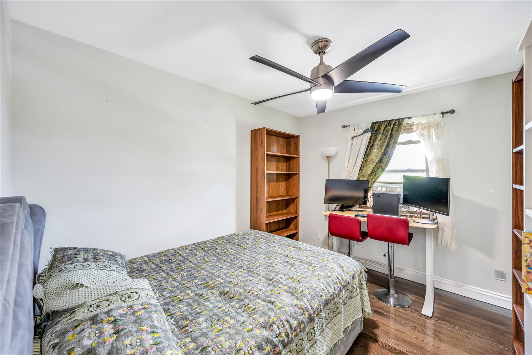 Single Family Tomes  Nassau County, NY 11735, MLS-887346-15