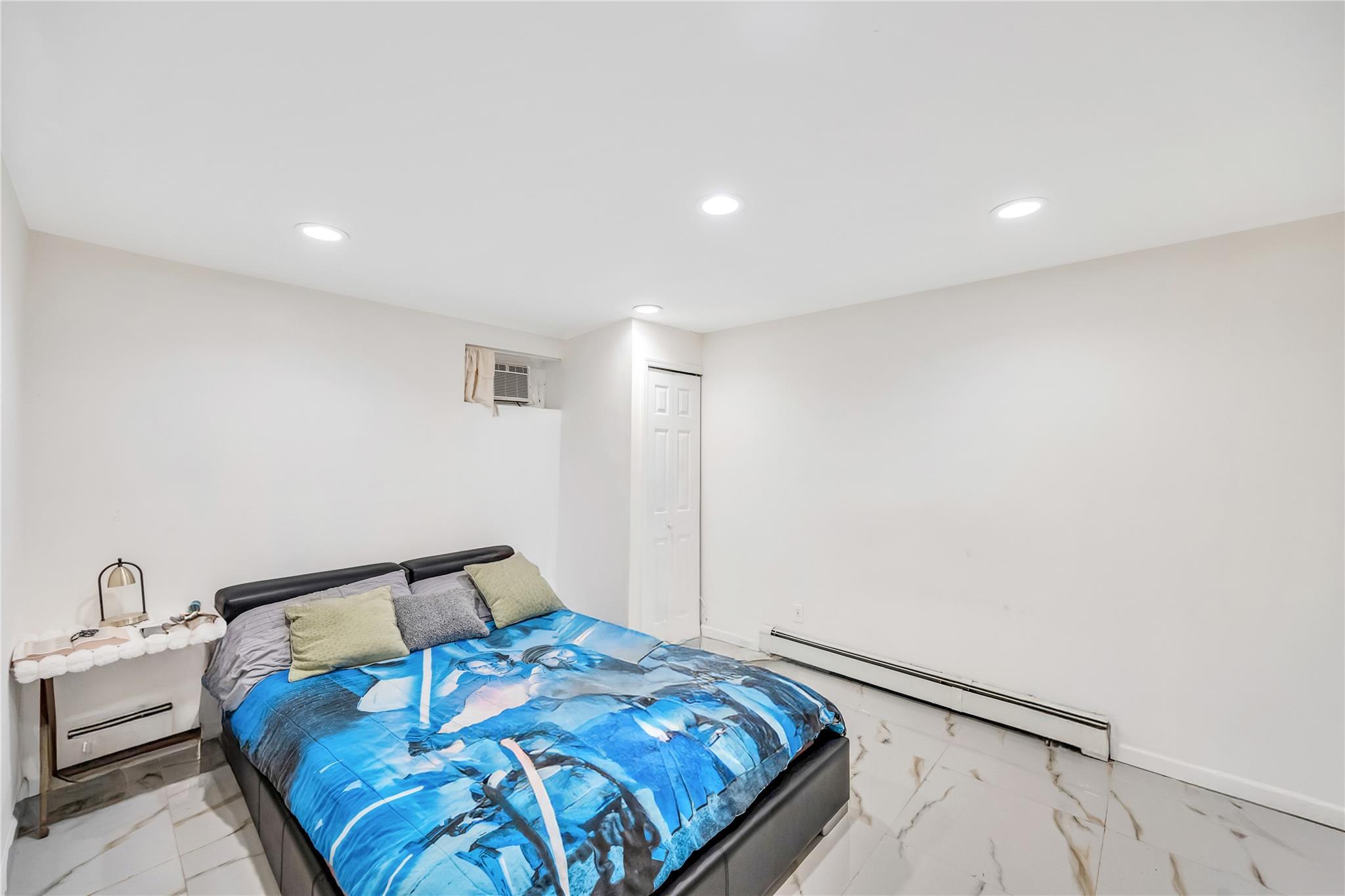 Single Family Tomes  Nassau County, NY 11735, MLS-887346-19