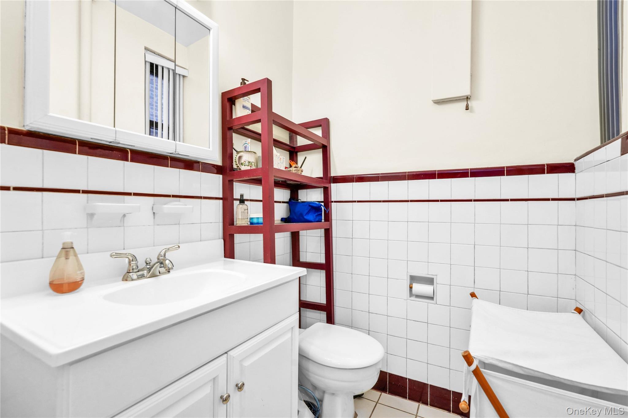 Coop Beverly  Queens, NY 11415, MLS-887371-16