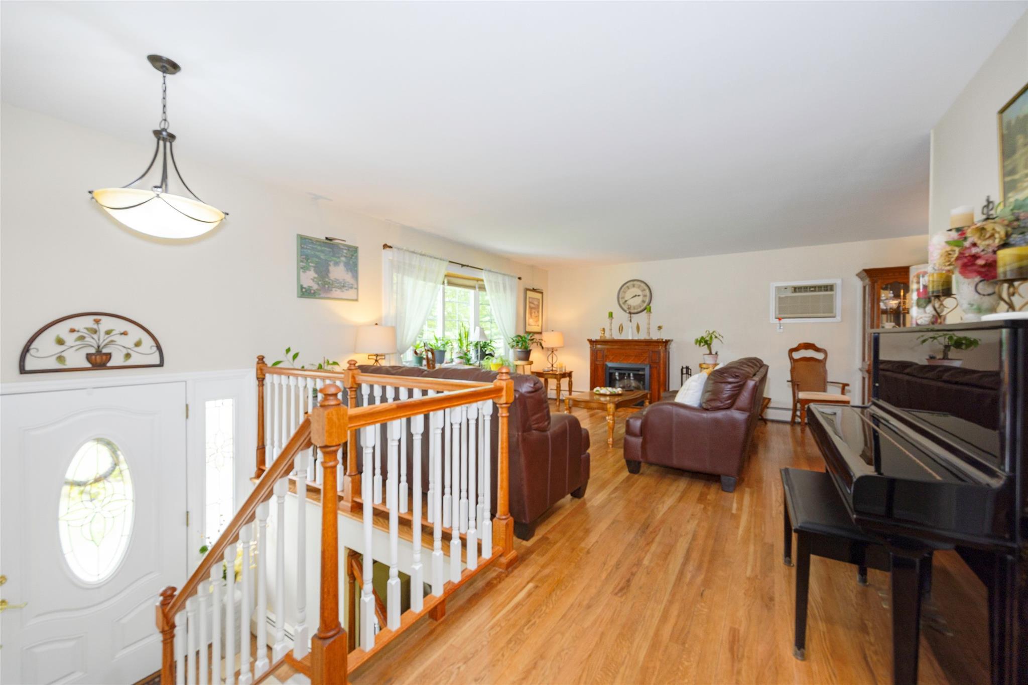 Single Family Malstorme  Dutchess County, NY 12590, MLS-887384-5