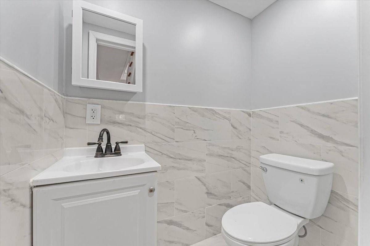 Single Family Bathgate  Bronx, NY 10457, MLS-887385-12