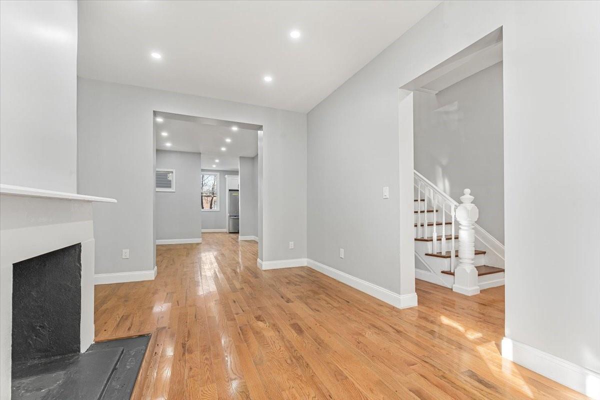 Single Family Bathgate  Bronx, NY 10457, MLS-887385-5