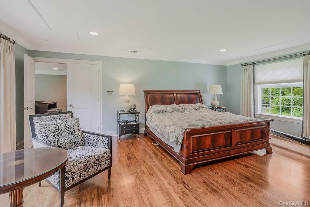 Single Family Sherwood Gate Nassau County, NY 11771, MLS-887406-14