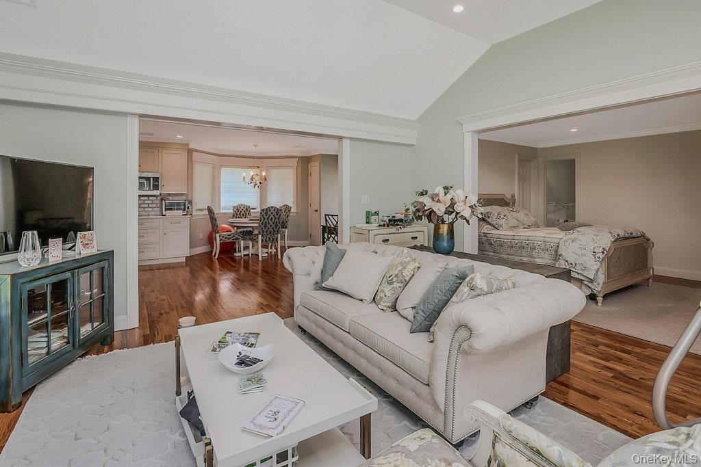 Single Family Sherwood Gate Nassau County, NY 11771, MLS-887406-29