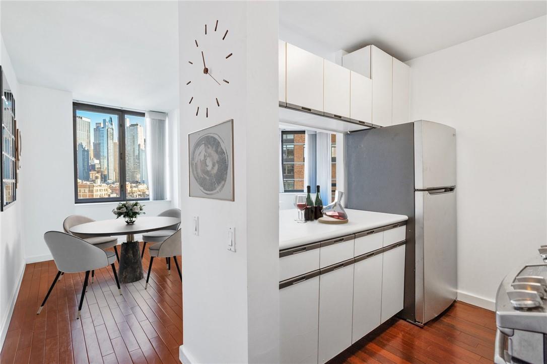 Apartment 43rd  Manhattan, NY 10036, MLS-887407-7