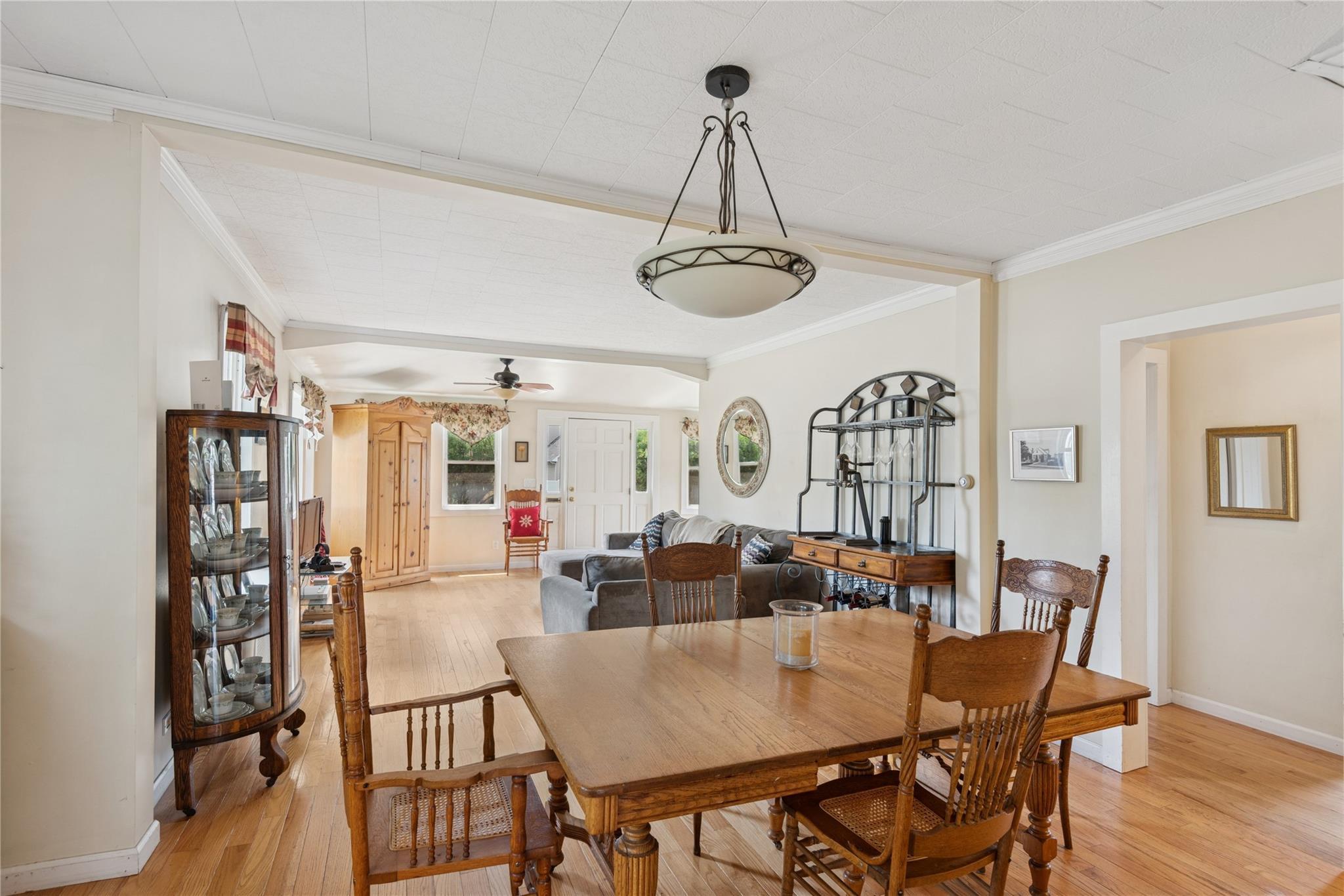 Single Family Little East Neck  Suffolk County, NY 11702, MLS-887412-16