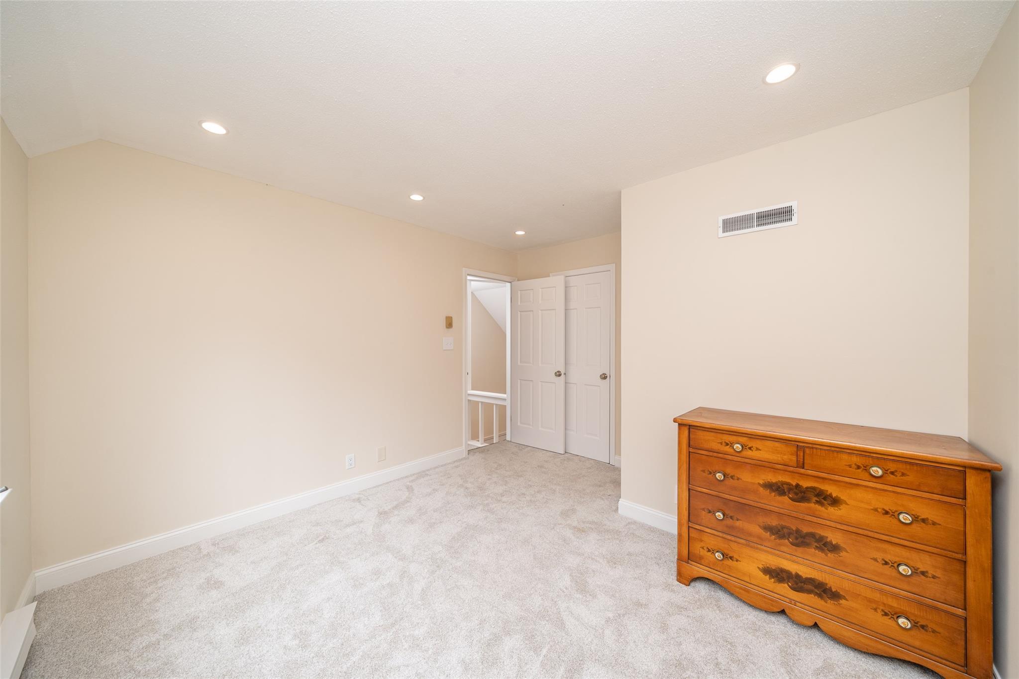 Condo Grove  Westchester County, NY 10514, MLS-887420-21