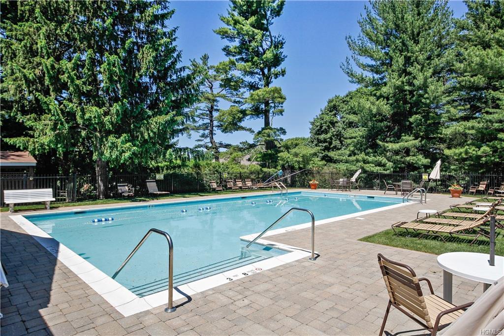 Condo Grove  Westchester County, NY 10514, MLS-887420-22