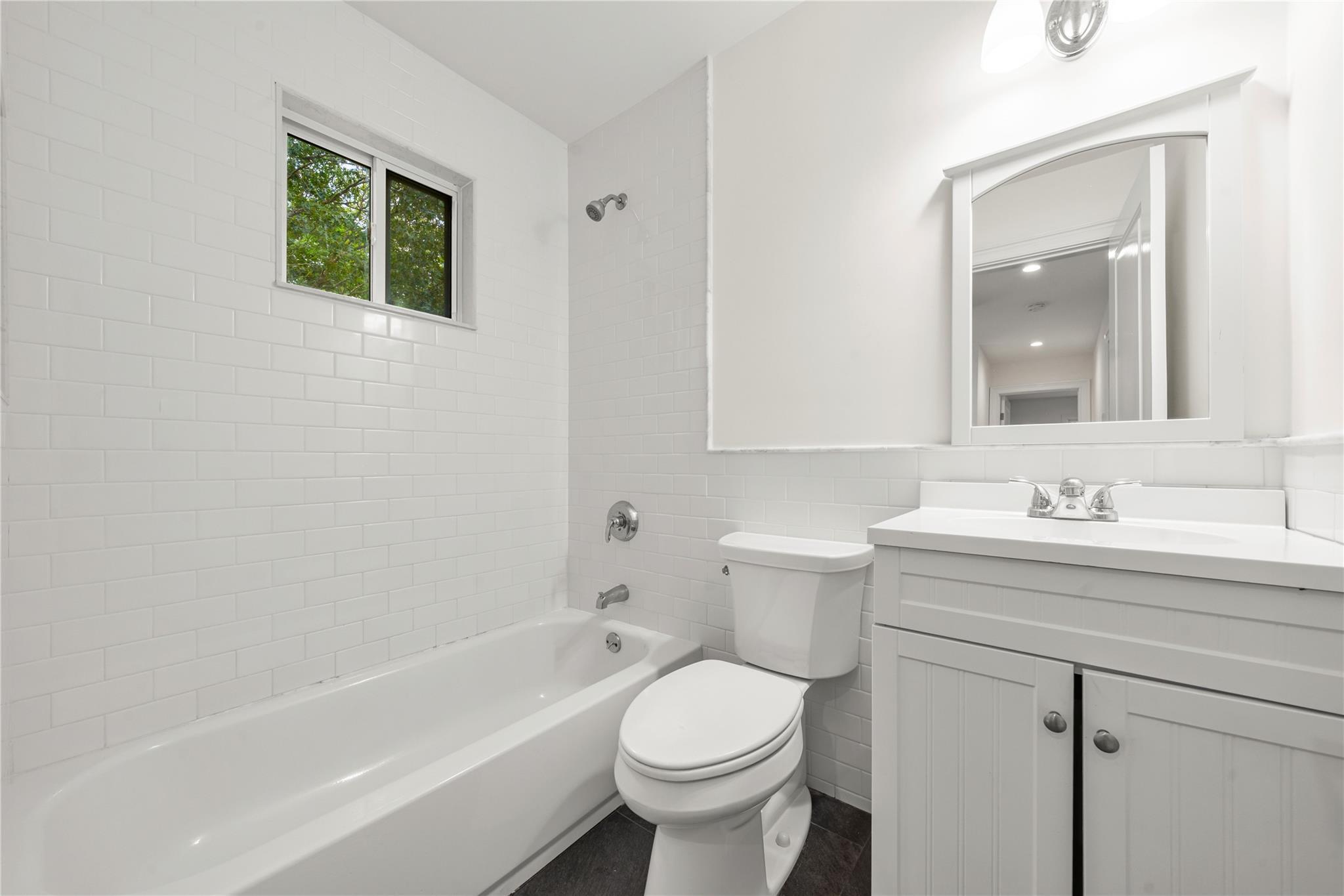 Single Family Horton  Suffolk County, NY 11901, MLS-887441-10