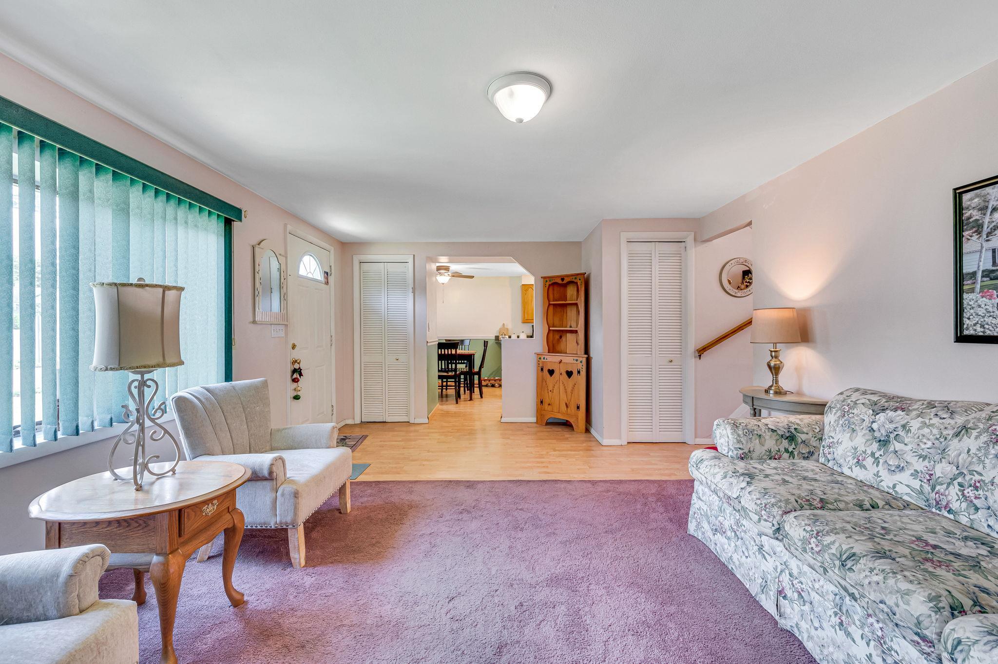 Single Family Stuyvesant  Suffolk County, NY 11776, MLS-887474-3
