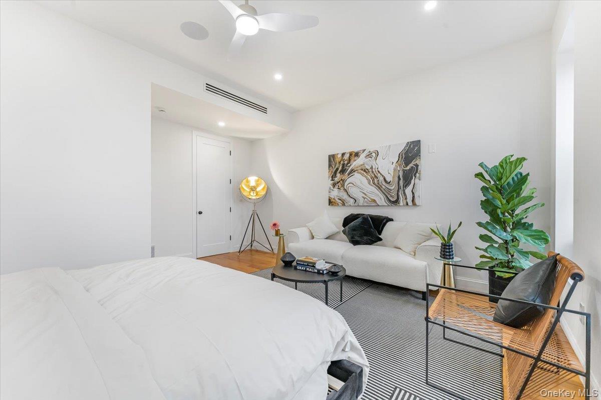 Single Family Hancock Brooklyn, NY 11233, MLS-887495-12