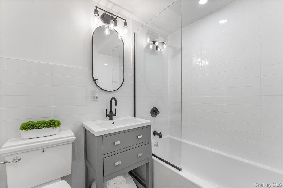 Single Family Hancock Brooklyn, NY 11233, MLS-887495-31