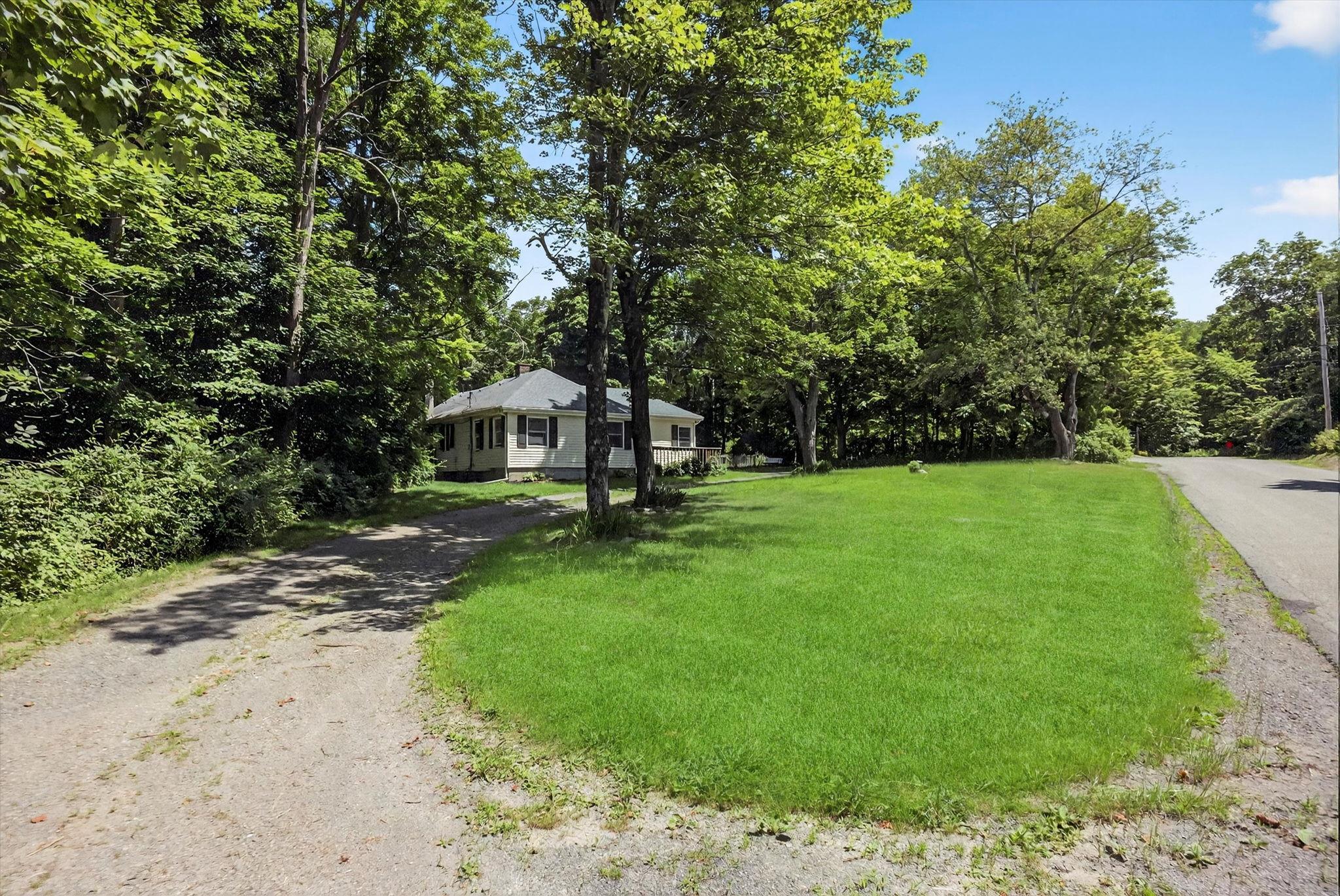 Single Family Tribune  Dutchess County, NY 12571, MLS-887505-36
