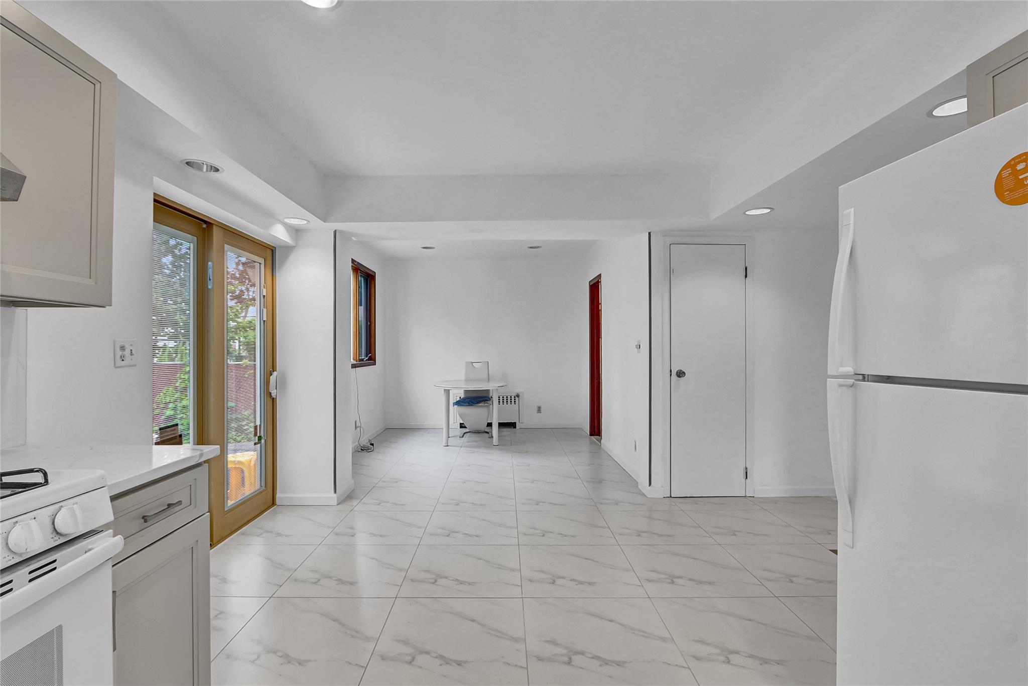Single Family 213th  Queens, NY 11364, MLS-887528-10