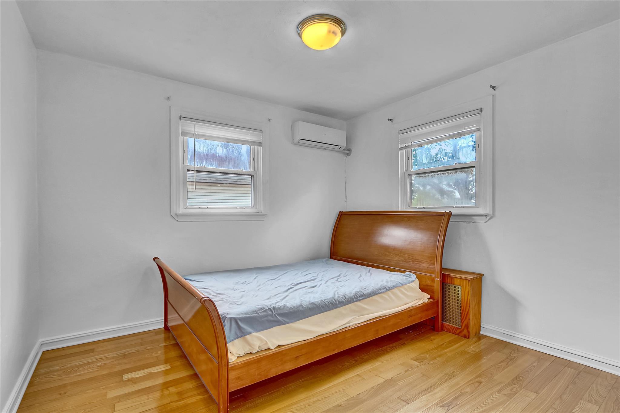 Single Family 213th  Queens, NY 11364, MLS-887528-14