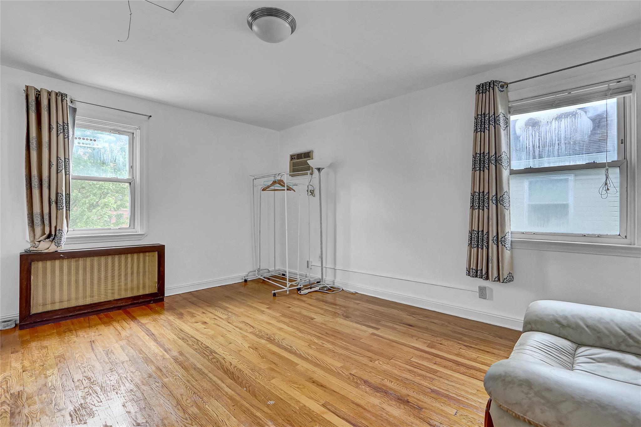 Single Family 213th  Queens, NY 11364, MLS-887528-6