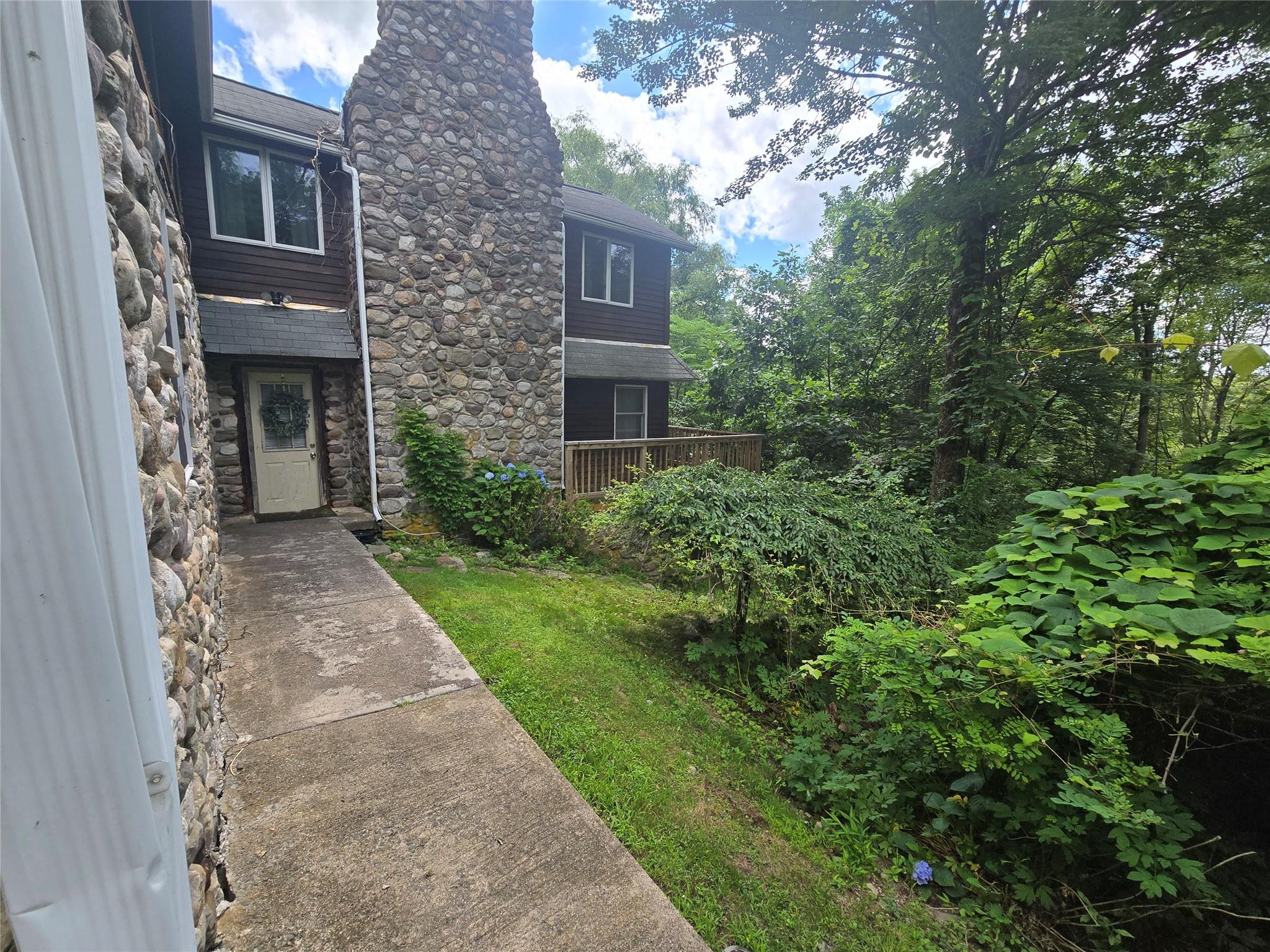Single Family Maple  Sullivan County, NY 12790, MLS-887531-6