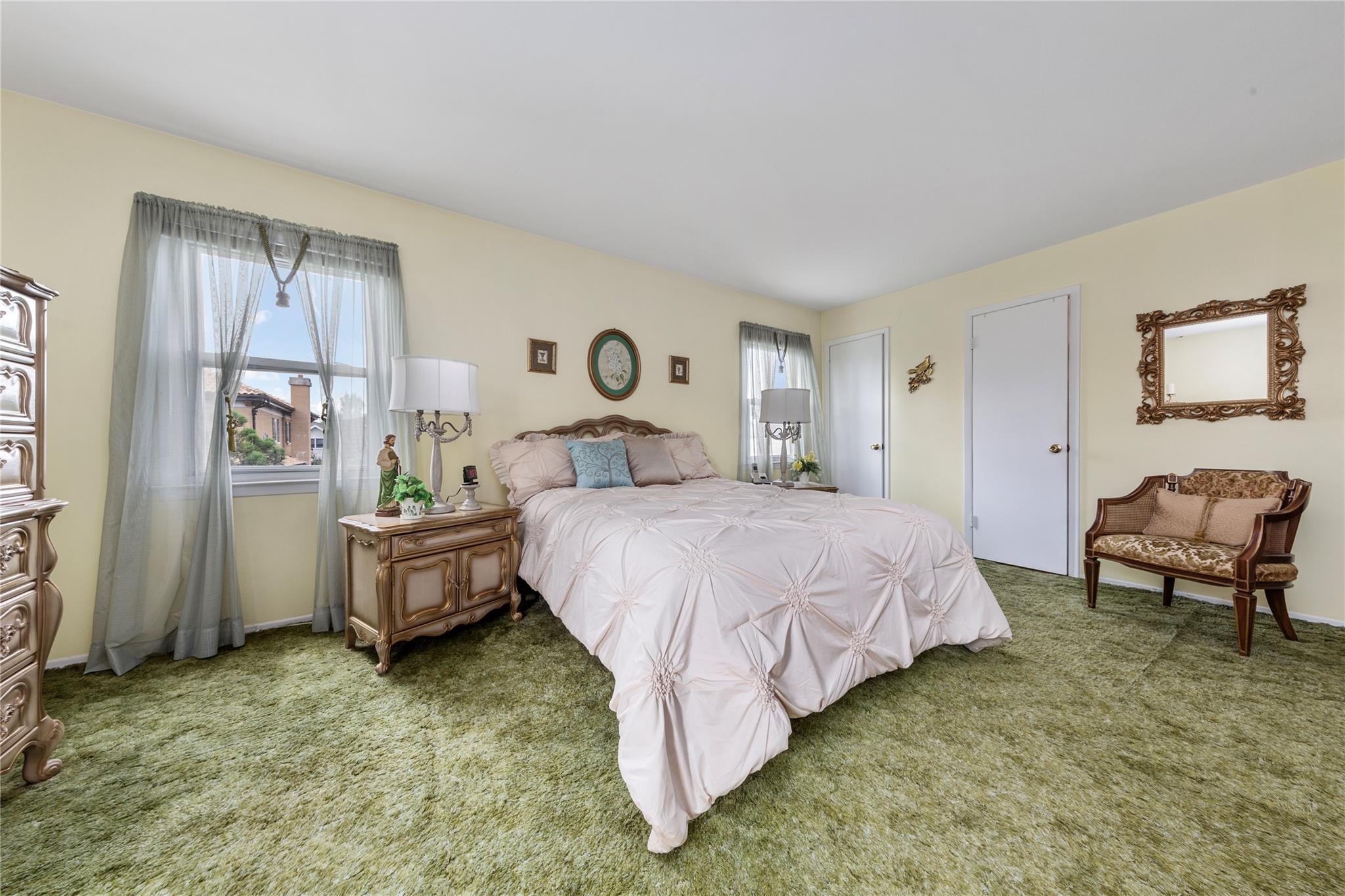 Single Family 11th  Queens, NY 11357, MLS-887538-19