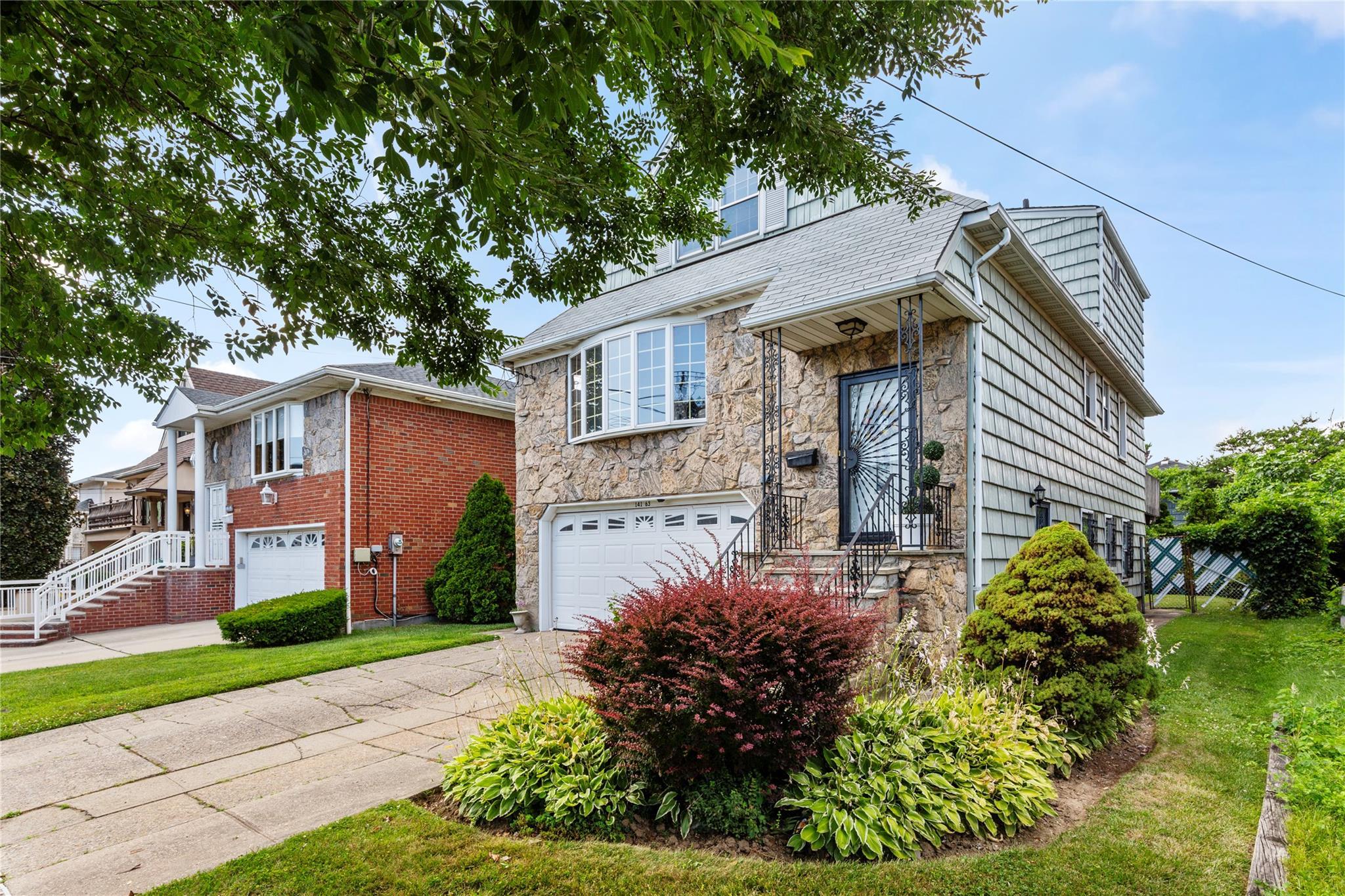 Single Family 11th  Queens, NY 11357, MLS-887538-2