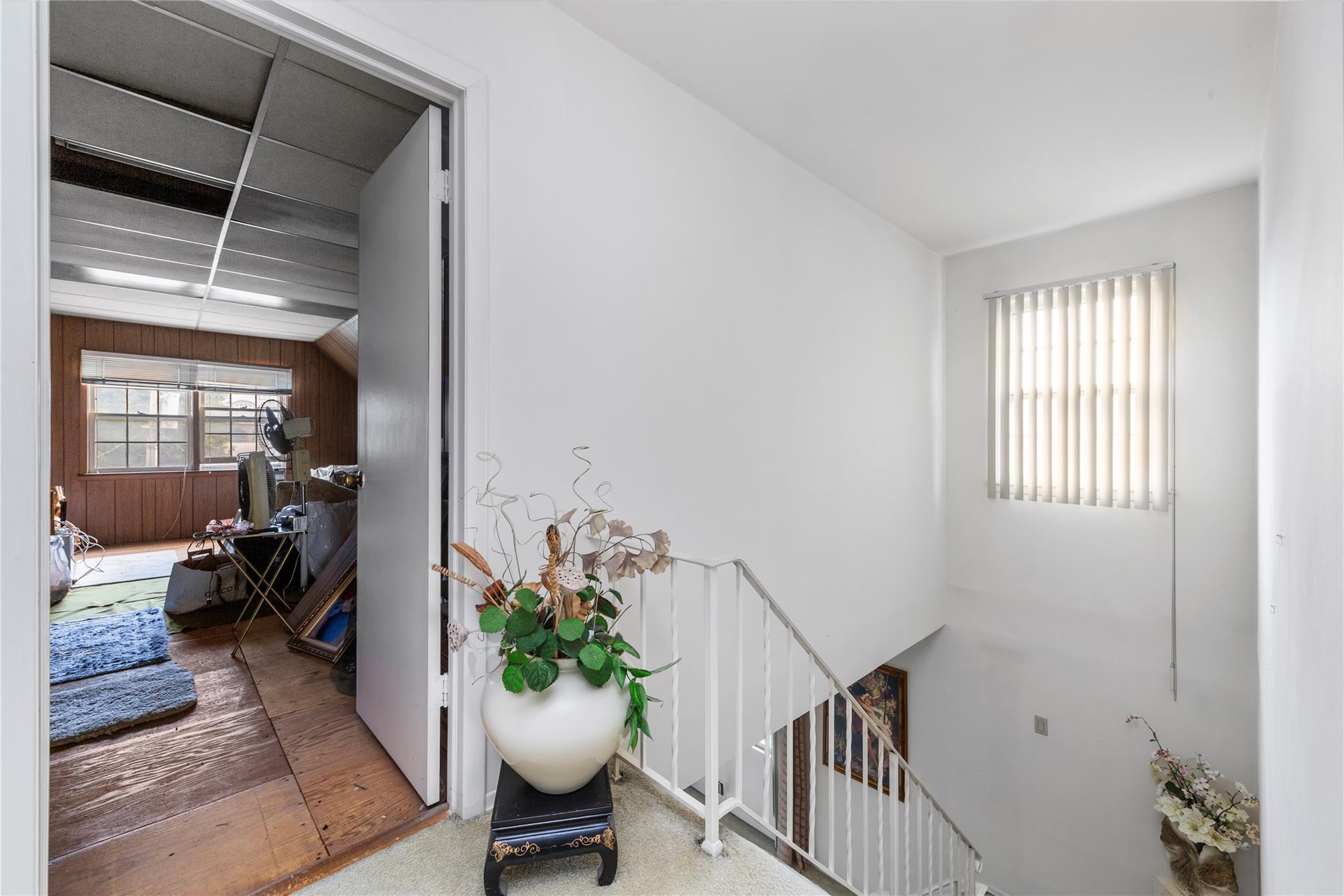 Single Family 11th  Queens, NY 11357, MLS-887538-22