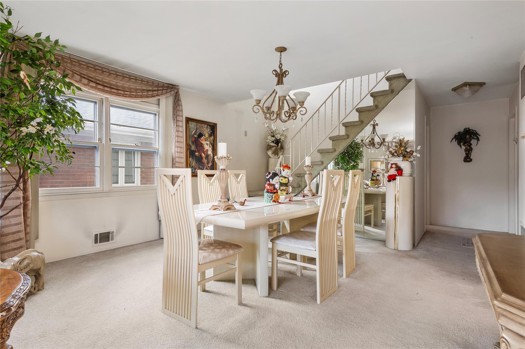 Single Family 11th  Queens, NY 11357, MLS-887538-5