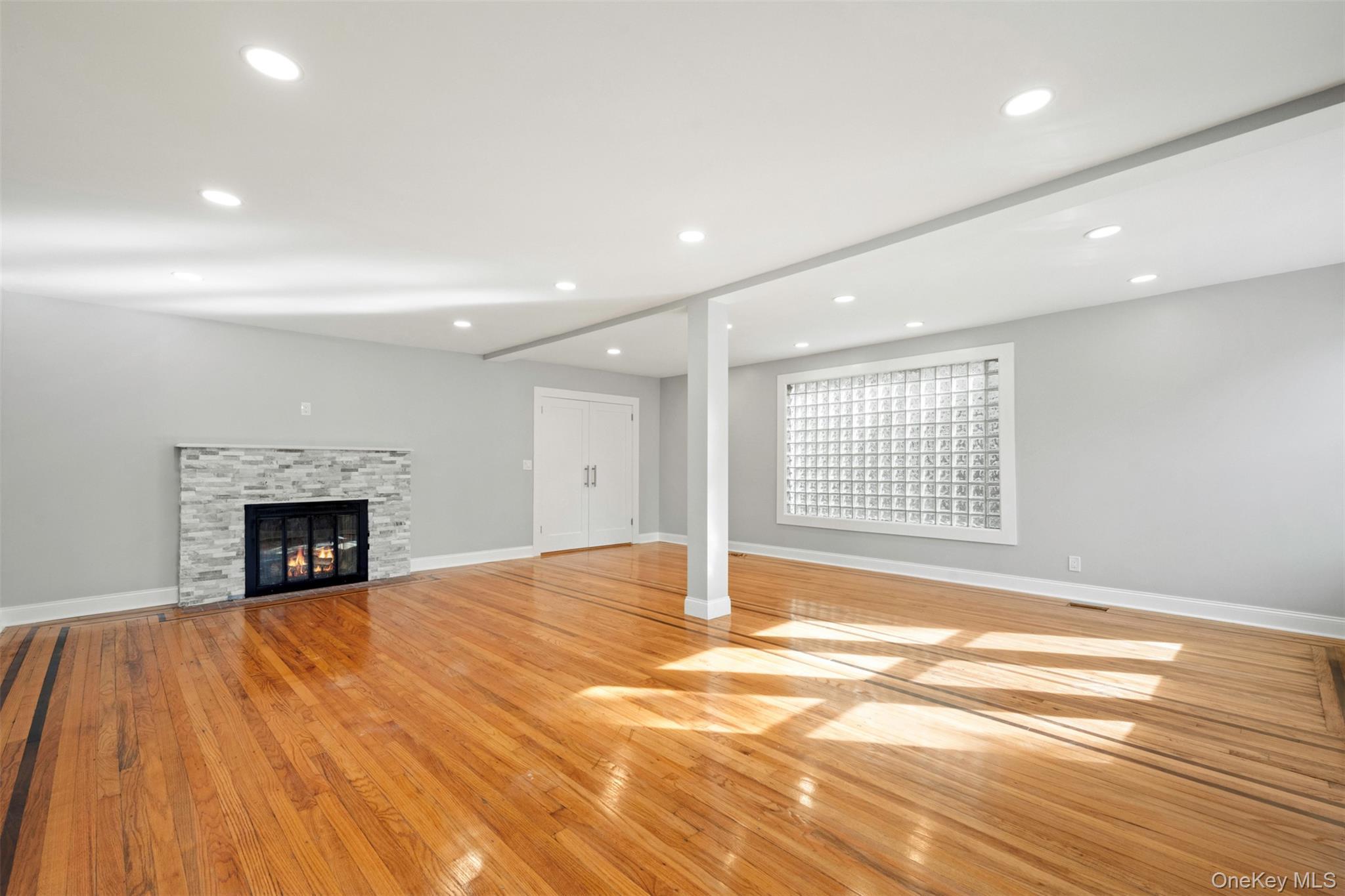 Single Family Shepherd Nassau County, NY 11570, MLS-887548-14