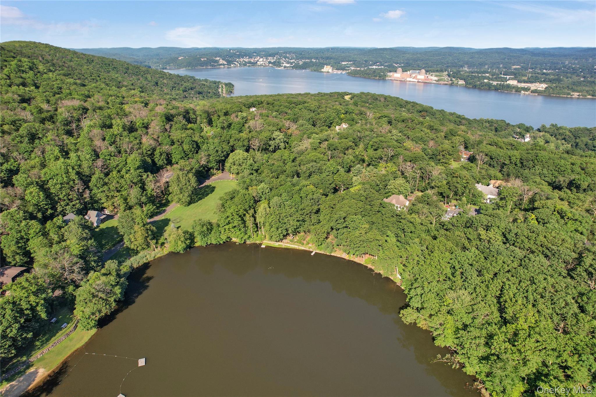 Single Family Mountainview Dr. Rockland County, NY 10986, MLS-887572-34