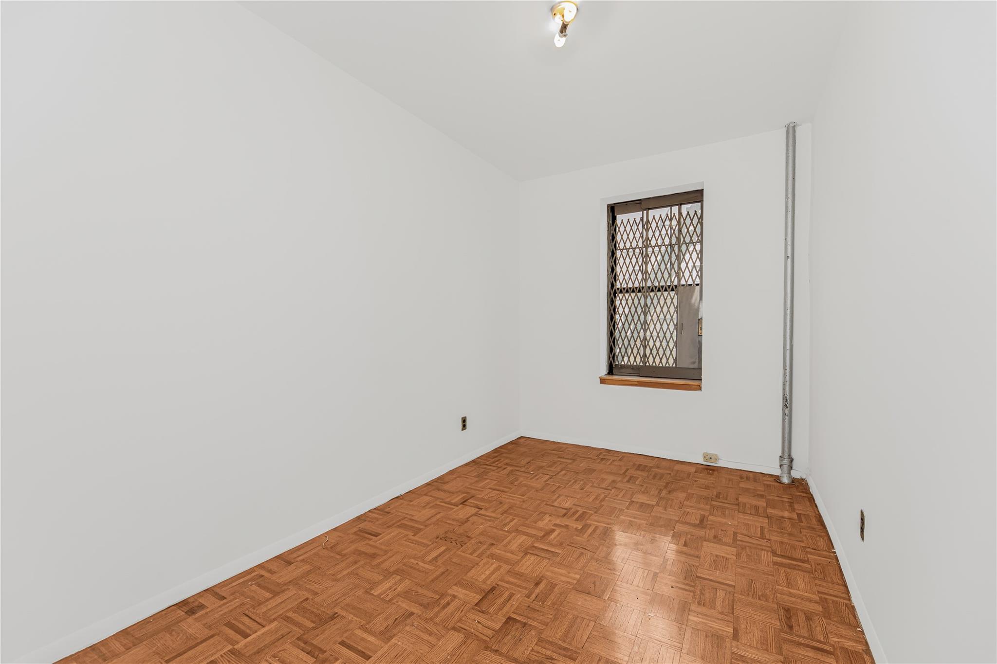 Coop Convent  Manhattan, NY 10027, MLS-887600-23