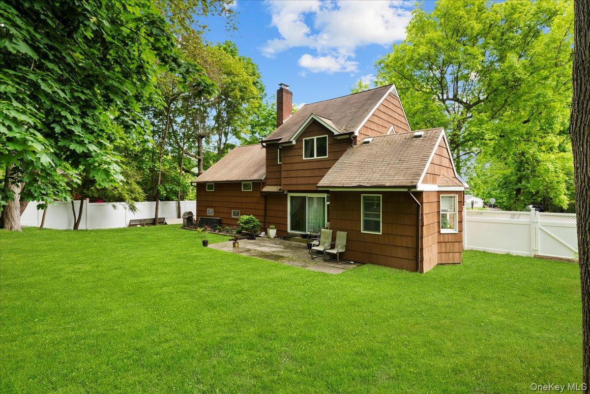 Single Family Nursery  Suffolk County, NY 11747, MLS-887619-11