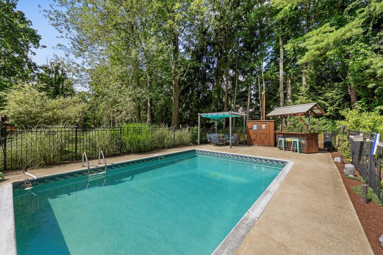 Single Family Bykenhulle  Dutchess County, NY 12533, MLS-887636-32