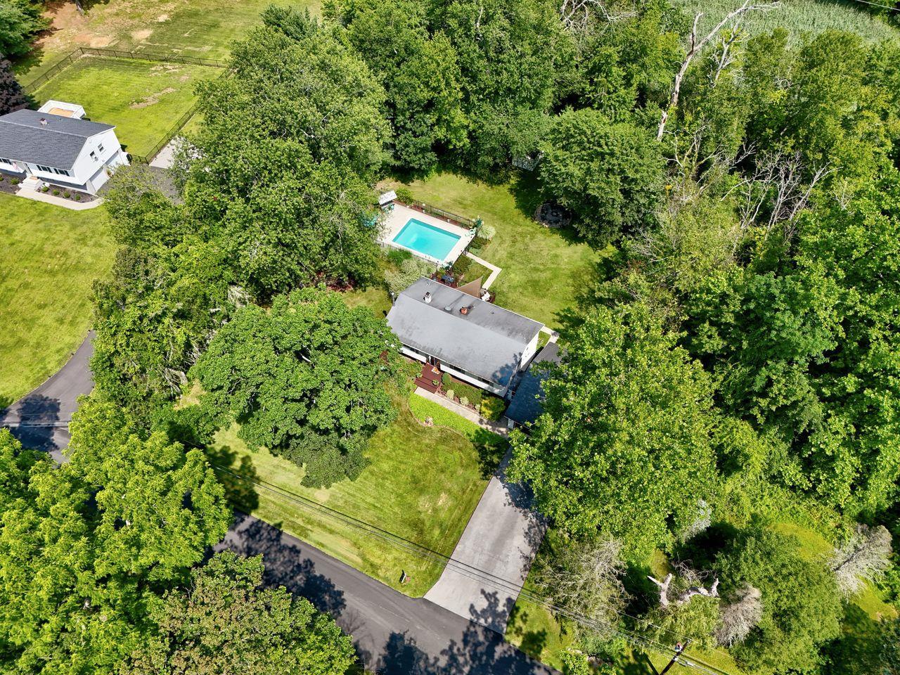 Single Family Bykenhulle  Dutchess County, NY 12533, MLS-887636-40