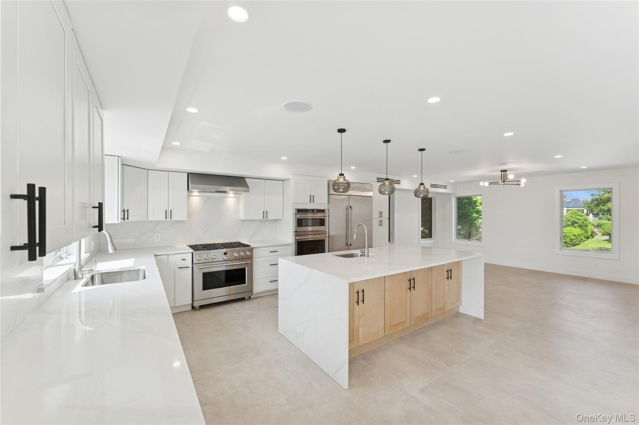 Single Family Flamingo Nassau County, NY 11509, MLS-887646-11