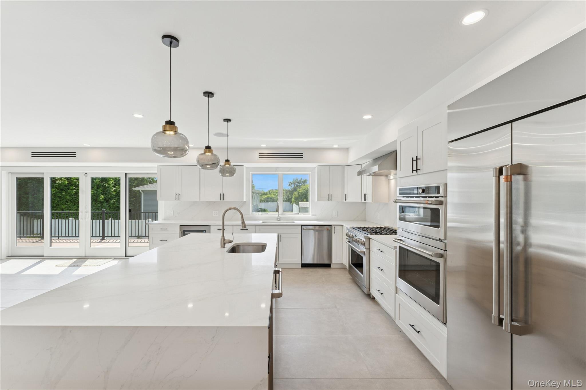 Single Family Flamingo Nassau County, NY 11509, MLS-887646-14