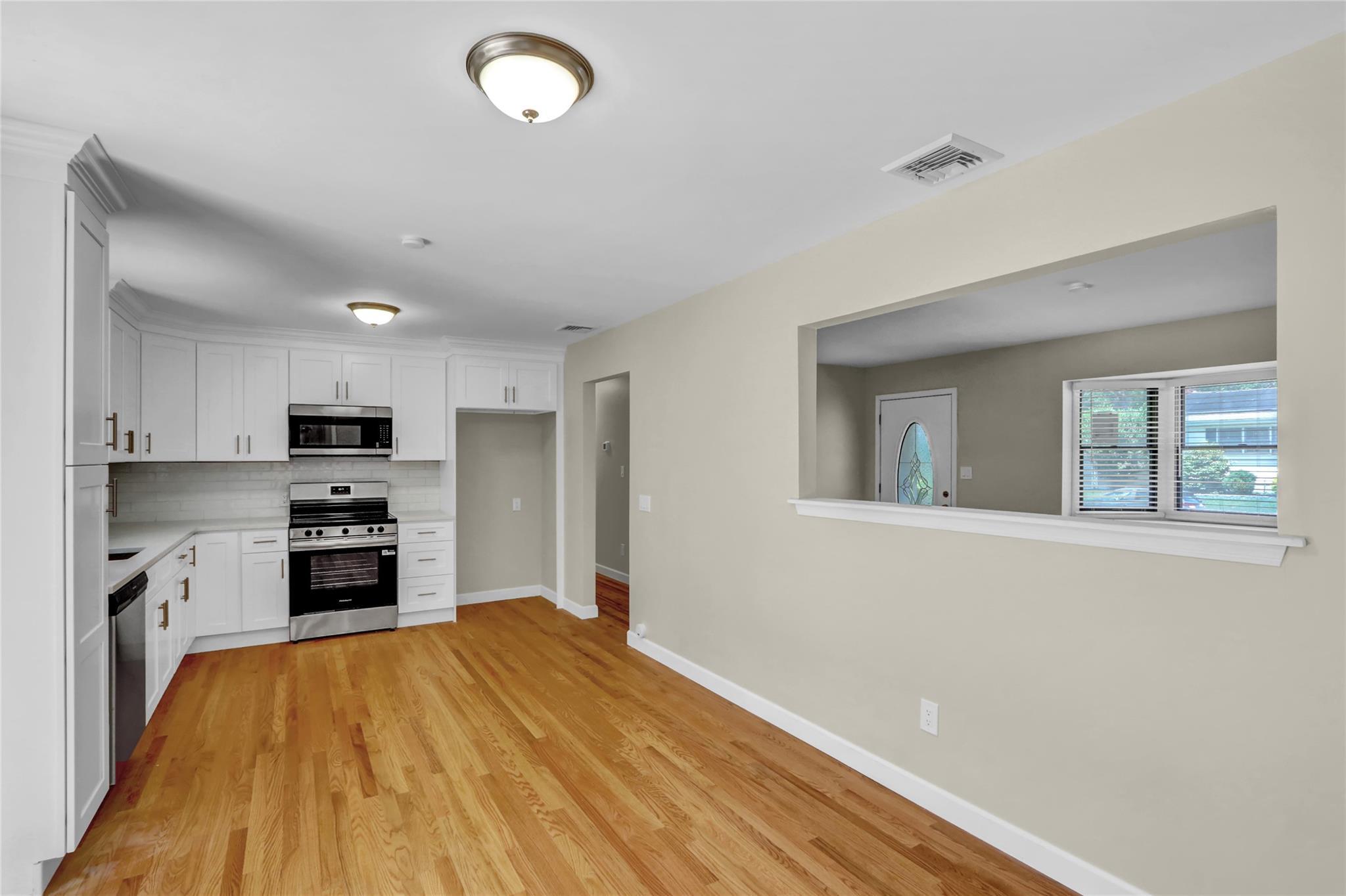 Single Family Dreamland  Suffolk County, NY 11950, MLS-887659-6