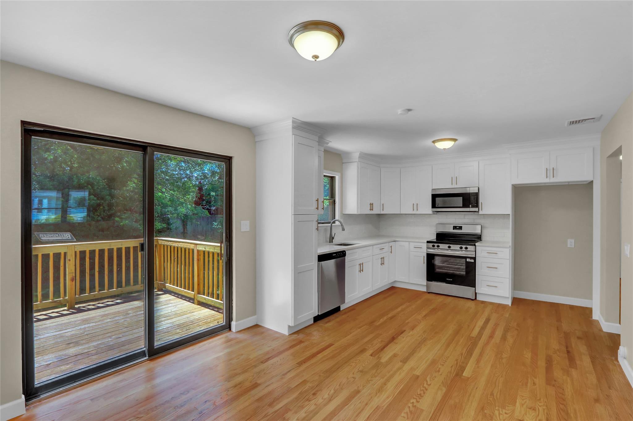 Single Family Dreamland  Suffolk County, NY 11950, MLS-887659-8