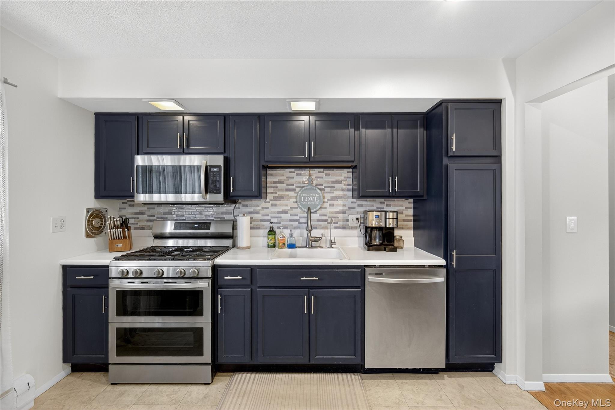 Single Family Oriole  Orange County, NY 12549, MLS-887661-7