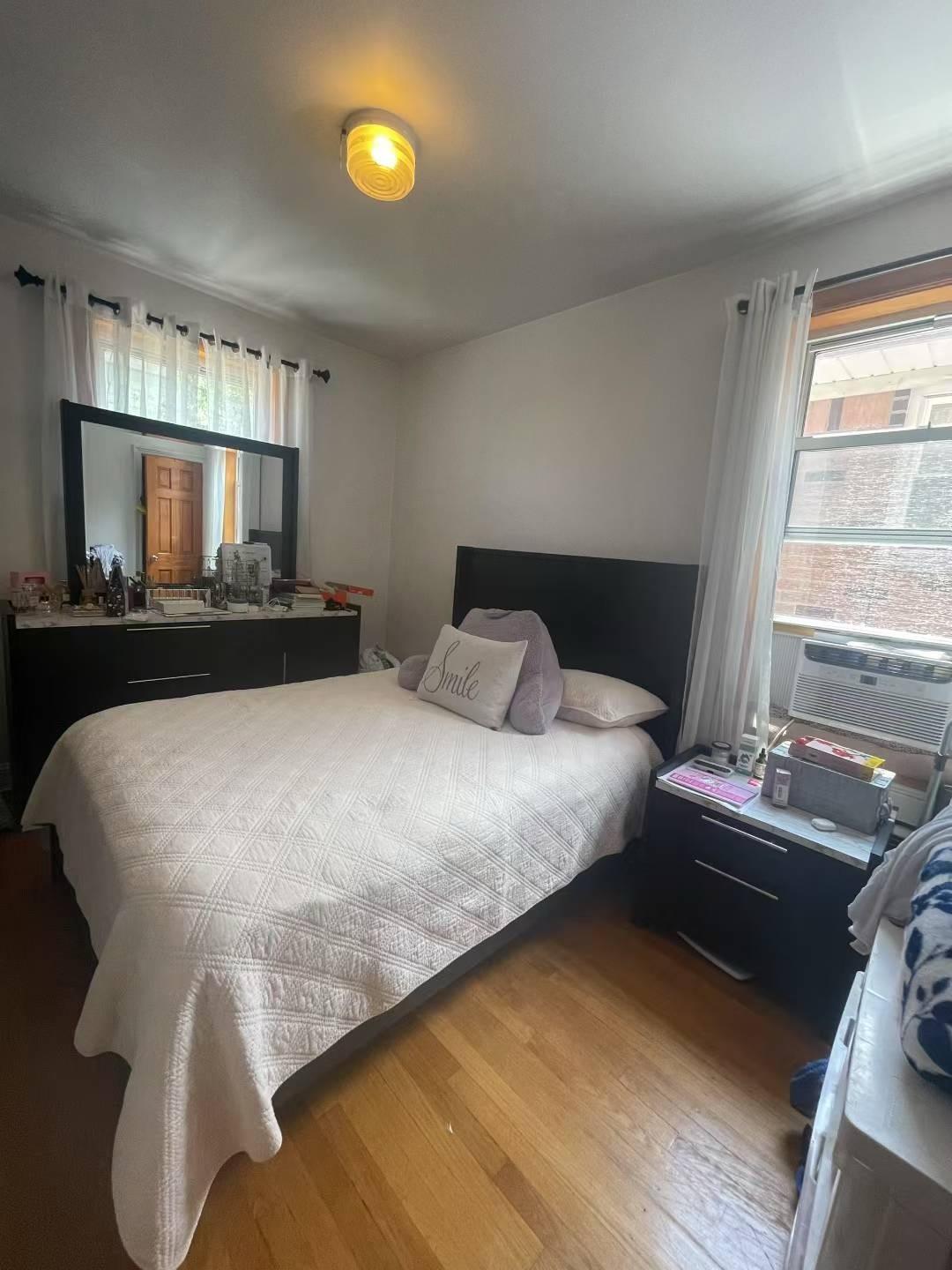 Single Family 150th  Queens, NY 11357, MLS-887664-5