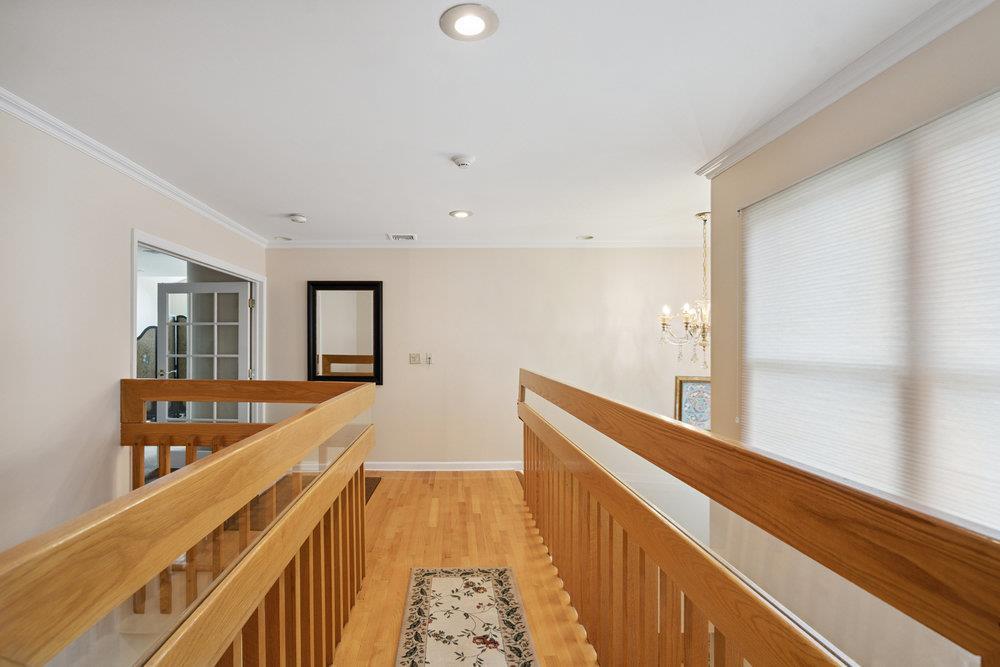 Condo Hunt  Nassau County, NY 11753, MLS-887667-25