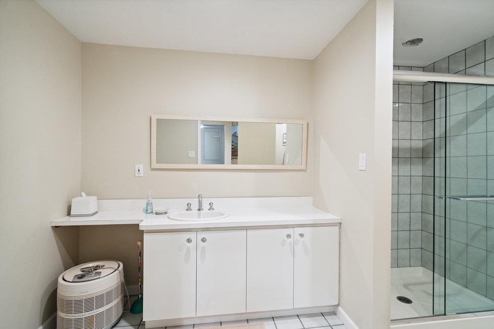 Condo Hunt  Nassau County, NY 11753, MLS-887667-37