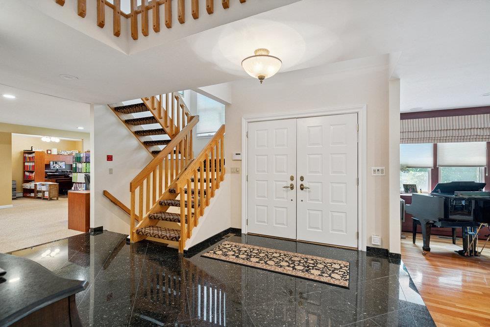 Condo Hunt  Nassau County, NY 11753, MLS-887667-4