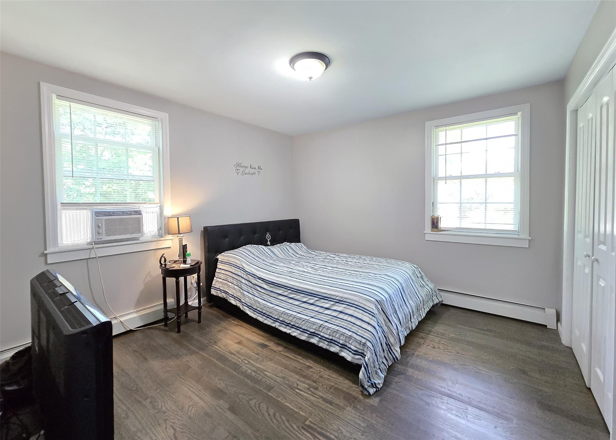 Single Family Carleton  Suffolk County, NY 11967, MLS-887707-10